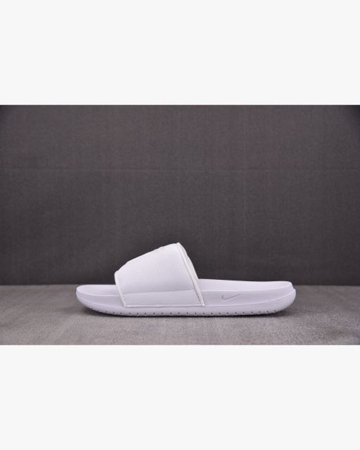 Nike Kobe Offcourt Slide Triple White 화이트 IF2870-100 대표 미리보기