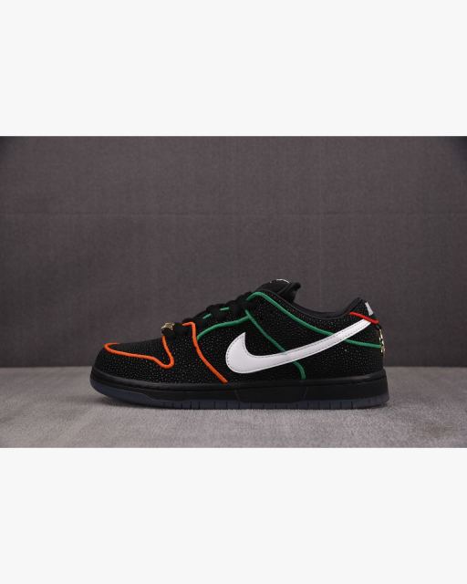 NIKE SB Dunk Low Bronx Girls Skate 블랙 HV1664-001 대표 미리보기