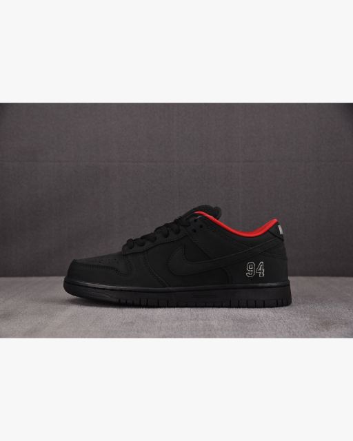 Nike SB Dunk Low Supreme 94 블랙 HQ8487-001 대표 미리보기