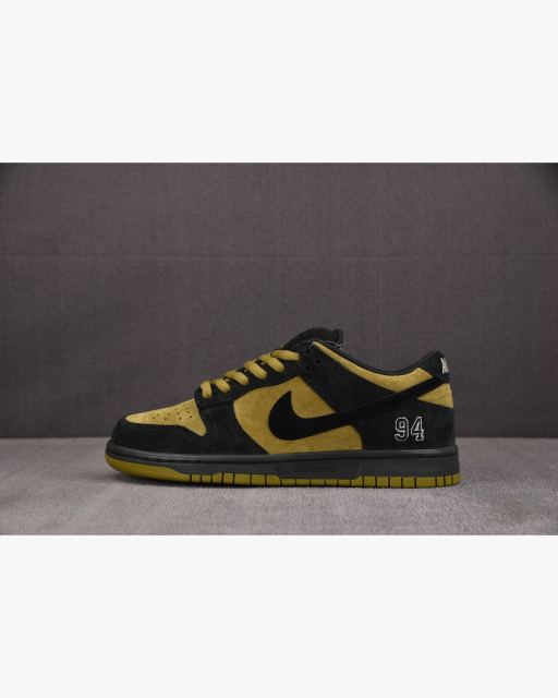 Nike SB Dunk Low Supreme 94 Camper 카키블랙 HQ8487-300 대표 미리보기