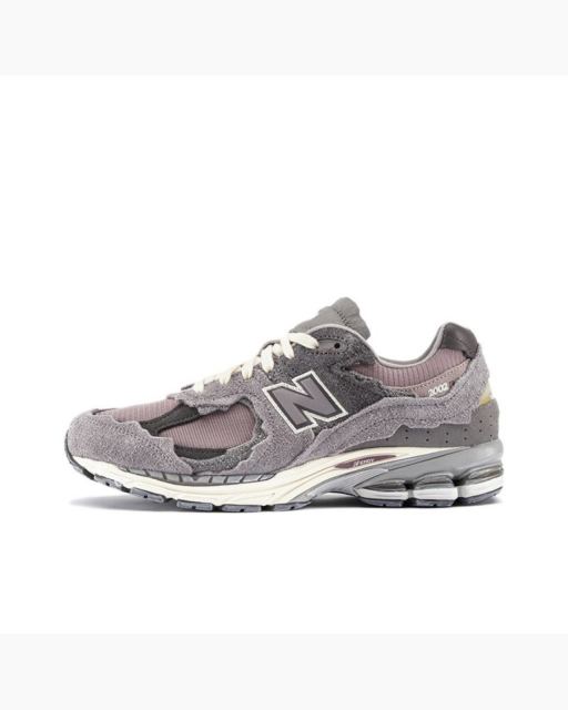 New Balance 핑크그레이 NB2002R 대표 미리보기