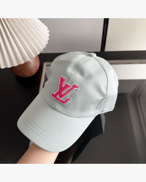 LOUIS VUITTON LV 로고 자수 클래식 베이스볼 볼캡 대표 미리보기